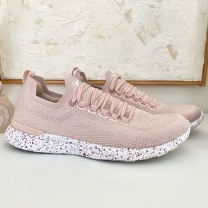 Apl TechLoom Breeze size 8